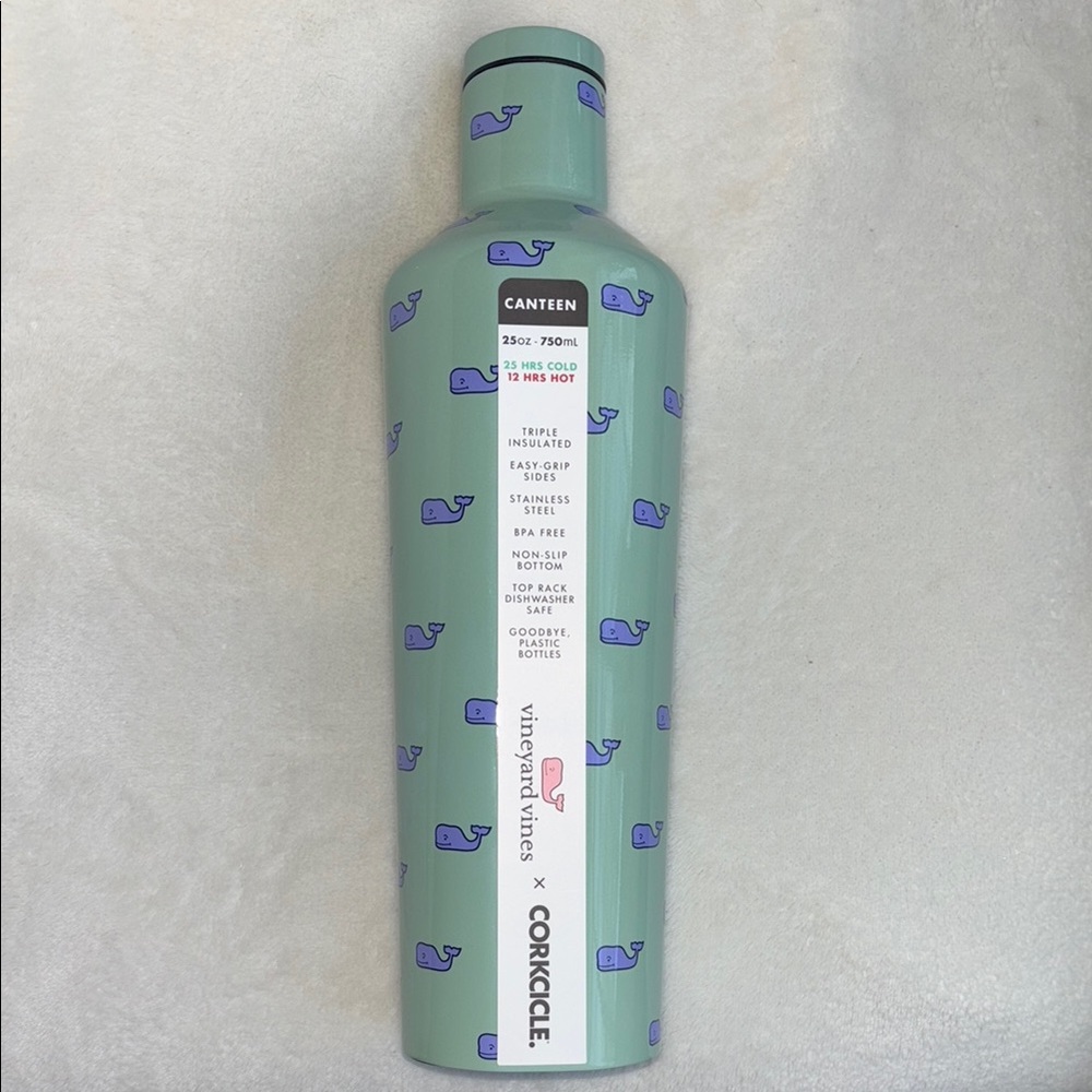 Vineyard Vines x Corkcicle Whale Print Canteen